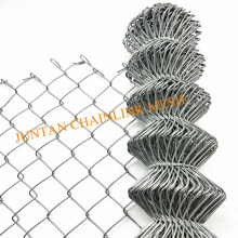 Hot dipped galvanized chain link wire mesh fence